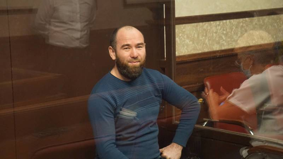 Emil Ziyadinov siyasiy mabusnıñ rus tevqıfhanede bulunmasını noyabrnin 3 devamladılar